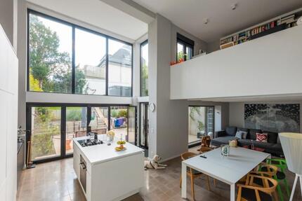 Haus Frankfurt am Main Bornheim - 12 Zimmer, 280 m&sup2;, 2.490.000&euro; | Angebot:26489489