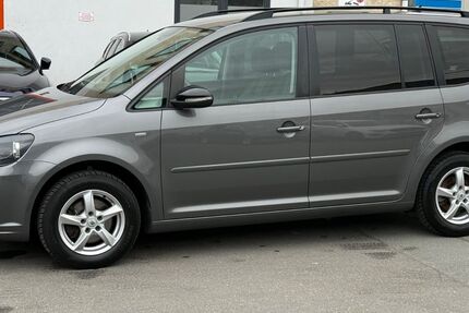VW Touran 163.000 km 9.999 &euro; Frankfurt am Main 60314