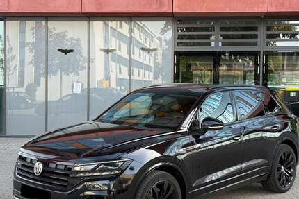 VW Touareg 130.000 km 37.999 € Oberursel Taunus 61440