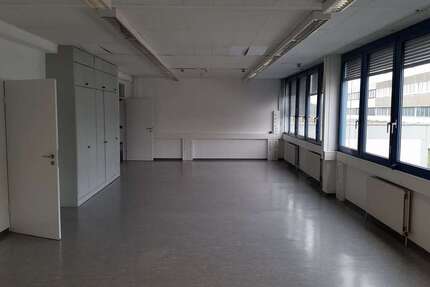 Büro in Kelsterbach 600 € 100 m² zimmer
