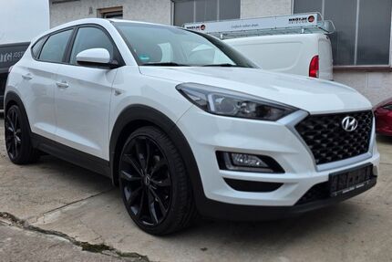 Hyundai TUCSON 99.999 km 14.999 &euro; Hainburg 63512