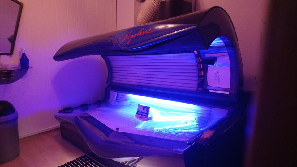 Sonnen- und Beautystudio in Schöneck Kilianstädten abzugeben. zimmer