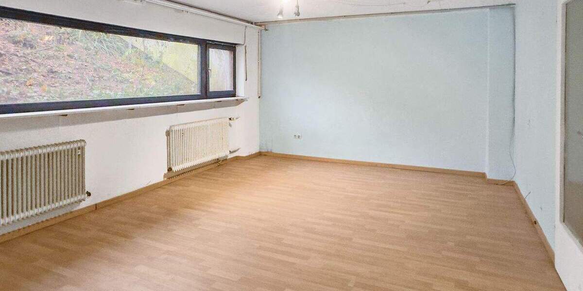 Großzügiger Bungalow mit Garten in Darmstadt-Kranichstein 5 zimmer