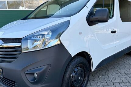 Opel Vivaro 92.000 km 15.990 &euro; Wehrheim 61273