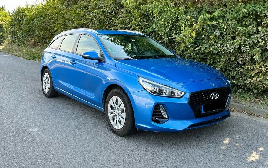Hyundai i30 110.000 km 8.390 € Altenstadt 63674