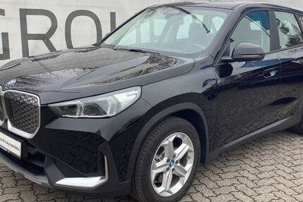 BMW iX1 24.687 km 33.988 &euro; Hainburg 63512