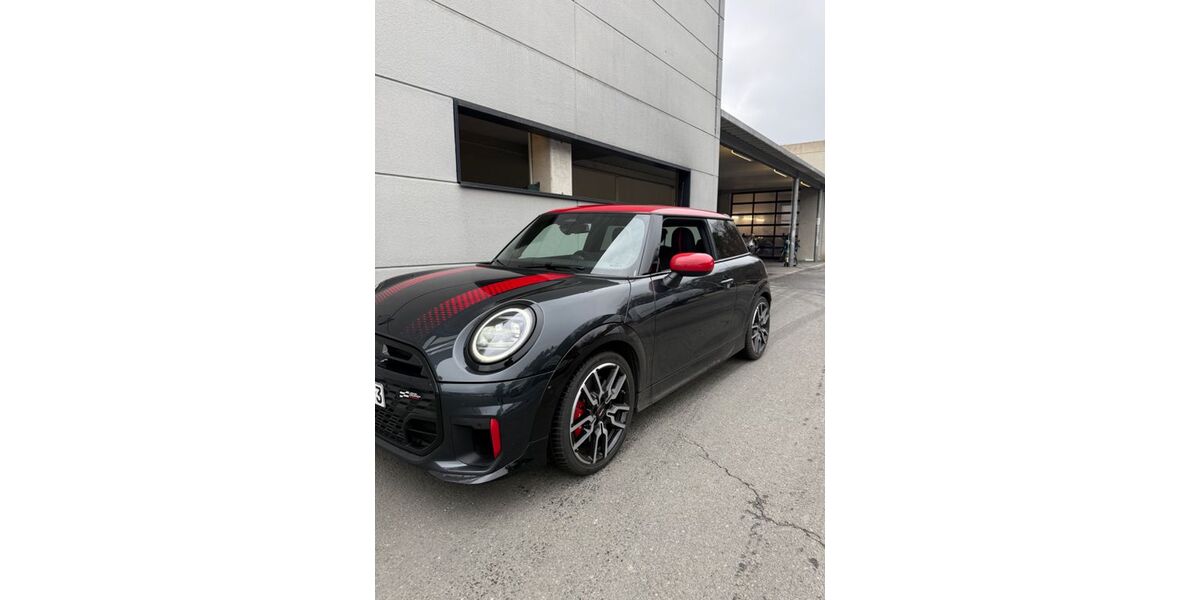 Mini John Cooper Works 2.100 km 35.900 &euro; Dietzenbach 63128