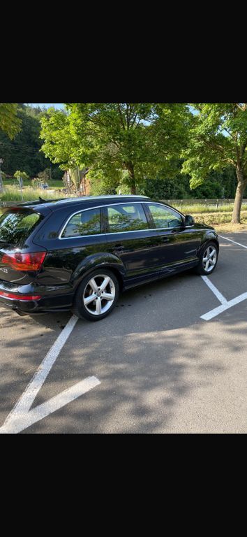 Q7