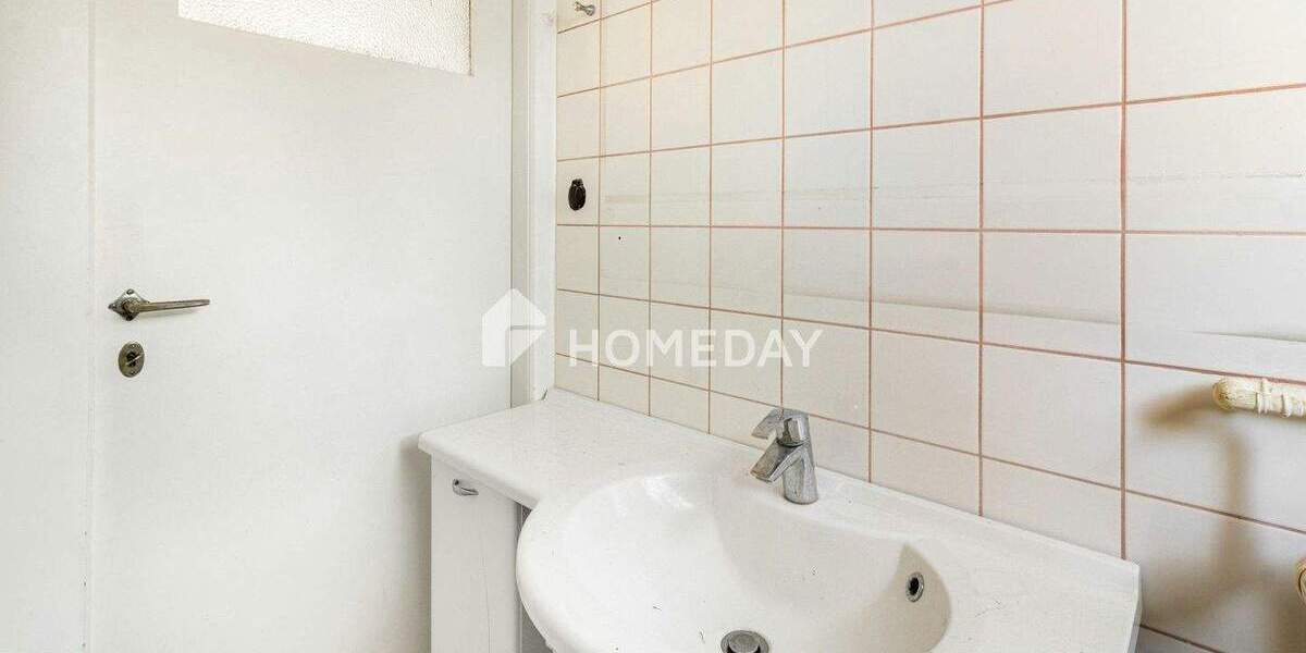 Reihenmittelhaus Frankfurt am Main Ginnheim - 8 Zimmer, 118 m&sup2;, 599.000&euro; | Angebot:25732761