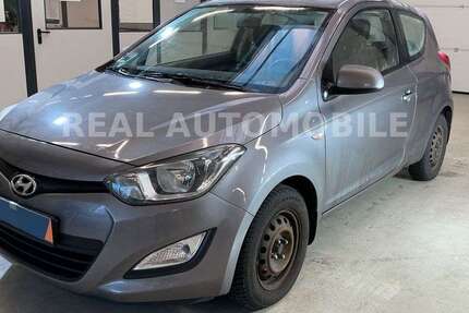 Hyundai i20 87.000 km 4.800 &euro; Frankfurt 65933