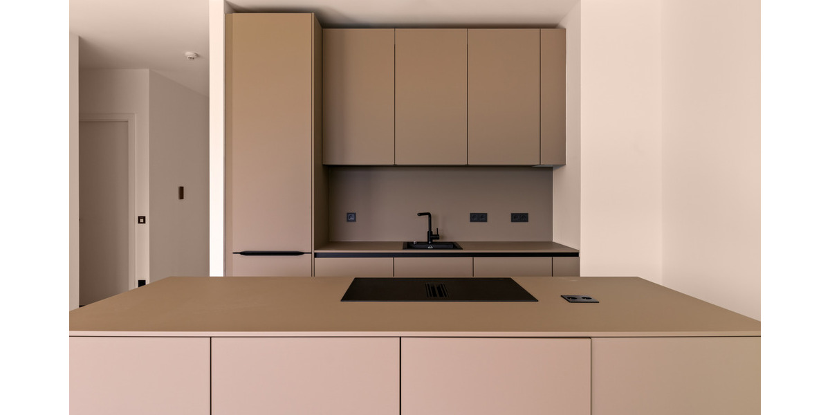 Etagenwohnung Frankfurt am Main Ostend - 3 Zimmer, 121 m&sup2;, 4.000&euro; | Angebot:25690816