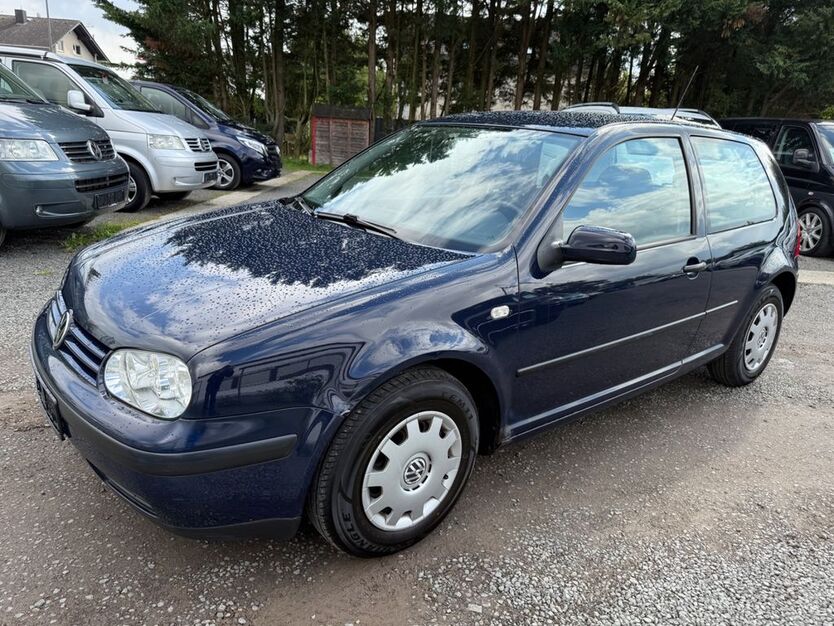 VW Golf 146.000 km 890 € Nauheim 64569