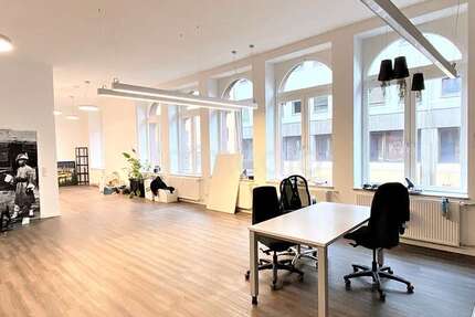 Gewerbeobjekt Frankfurt am Main Innenstadt 1 - 6.500&euro; | Angebot:23488956