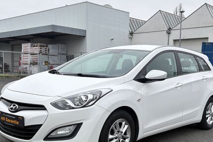 Hyundai i30 96.000 km 7.590 &euro; Frankfurt 60386