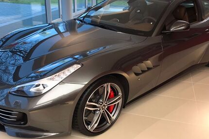 Ferrari GTC4Lusso 21.300 km 218.000 € Kelsterbach 65451