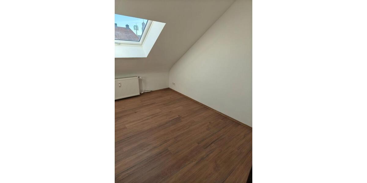 Dachgeschoßwohnung Rodenbach - 1 Zimmer, 45 m&sup2;, 460&euro; | Angebot:26231045