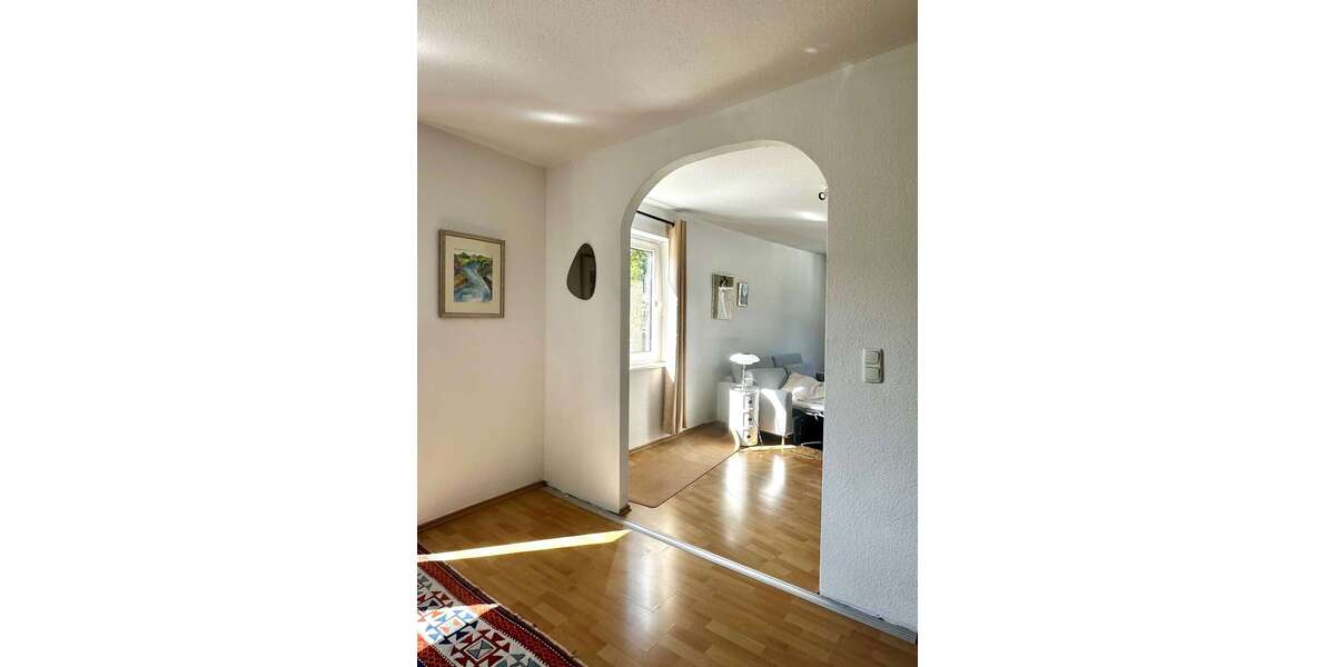 Etagenwohnung Nordend-Ost Ost - 3 Zimmer, 90 m&sup2;, 1.480&euro; | Angebot:27347247