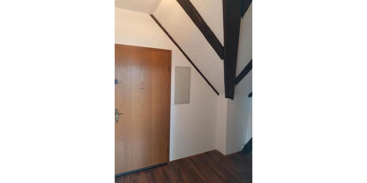 Dachgeschoßwohnung Bad Homburg vor der Höhe Gonzenheim - 1 Zimmer, 45 m&sup2;, 560&euro; | Angebot:26221974