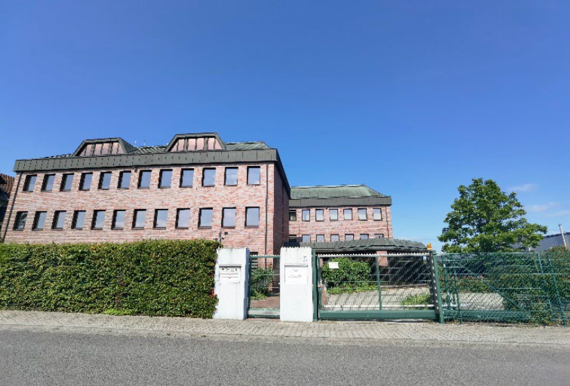 Büro in Dietzenbach 4.200.000 € 2780 m²