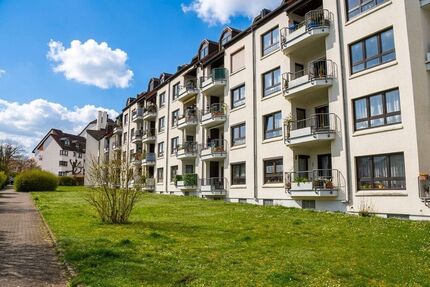 **RESERVIERT** Ansprechende 3-Zimmer-Eigentumswohnung mit Sonnenbalkon und Tiefgaragenstellplatz in Bad Homburg vor der Höhe – Ober-Eschbach - Wohnung Bad Homburg Gonzenheim | Angebot:26336945