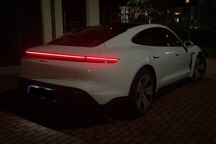 Porsche Taycan 85.000 km 49.980 &euro; Frankfurt 63067