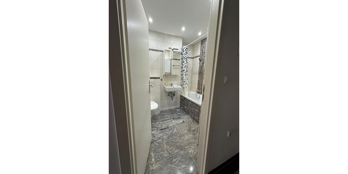 Etagenwohnung Frankfurt am Main Eschersheim - 2 Zimmer, 65 m&sup2;, 219.000&euro; | Angebot:26105137