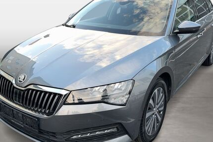 Skoda Superb 43.341 km 28.380 &euro; Frankfurt am Main 60528