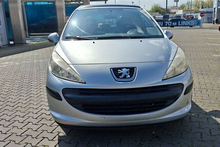 Peugeot 207 141.675 km 2.800 &euro; Langen 63225