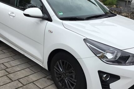 Kia Rio 38.700 km 12.895 € Budingen 63654