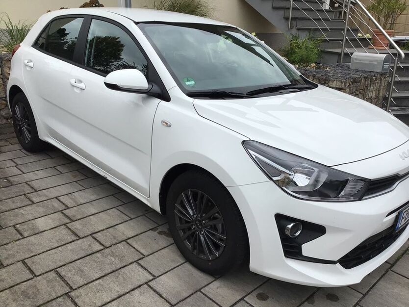 Kia Rio 38.700 km 12.895 € Budingen 63654