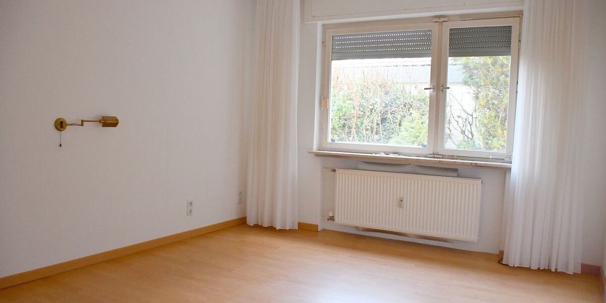 Attraktives großzügiges Zweifamilienhaus im Bauhausstil in Darmstadt-Arheilgen - Zweifamilienhaus Darmstadt-Arheilgen Darmstadt/Vororte | Angebot:25099546