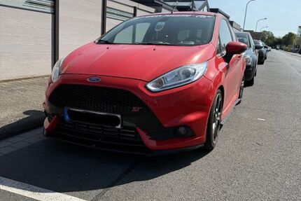 Ford Fiesta 108.000 km 9.100 &euro; Obertshausen 63179