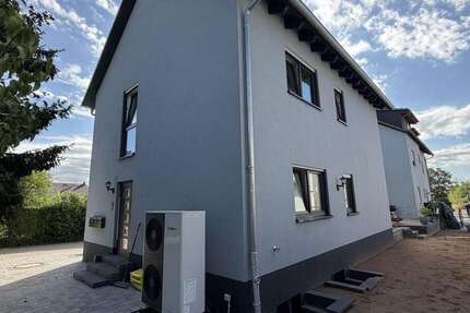 Haus Hanau Groß-Steinheim - 7 Zimmer, 176 m&sup2;, 3.300&euro; | Angebot:27336323