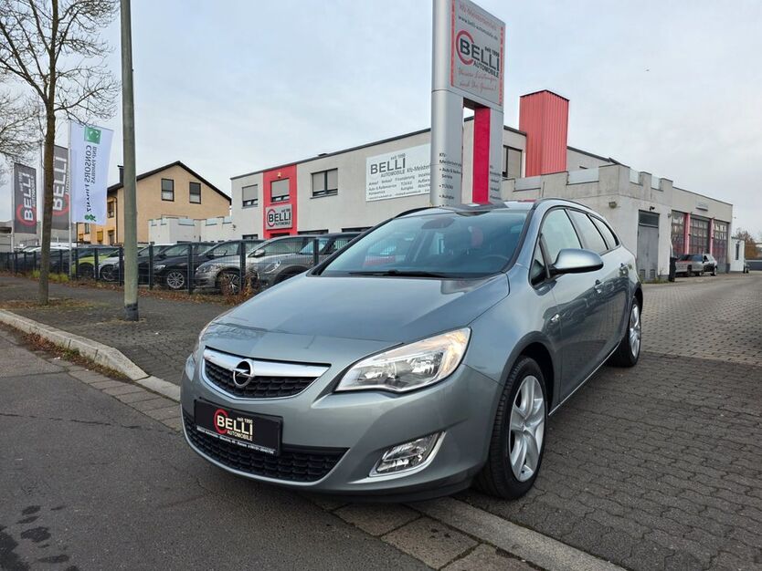 Opel Astra 82.000 km 12.950 € Hanau 63452