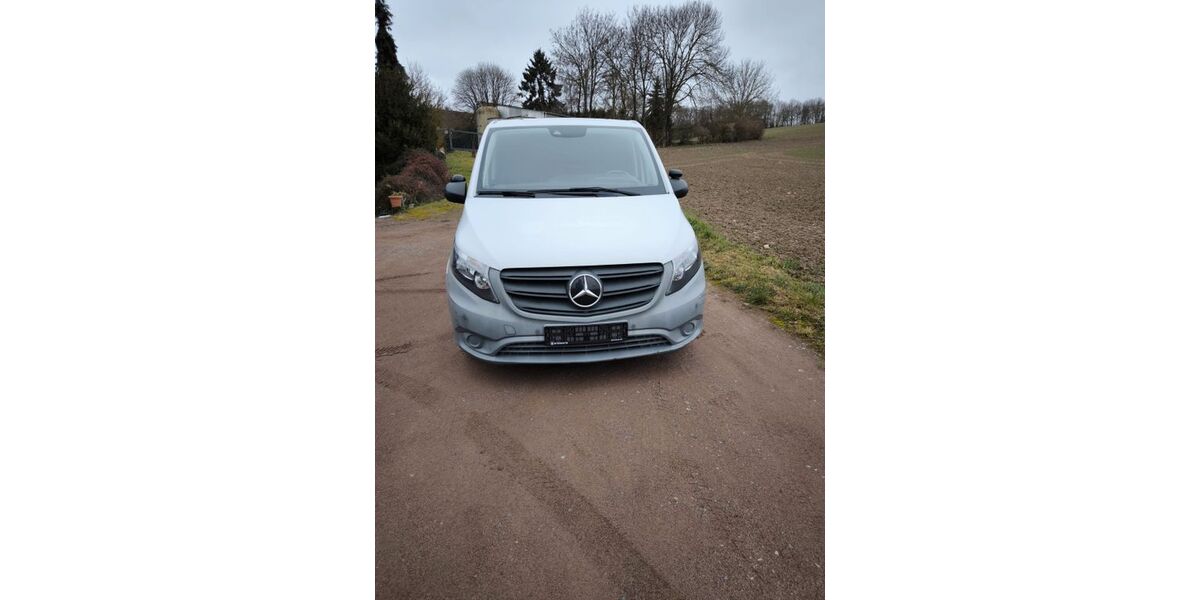 Mercedes-Benz Vito 167.785 km 9.500 &euro; Steinbach 61449