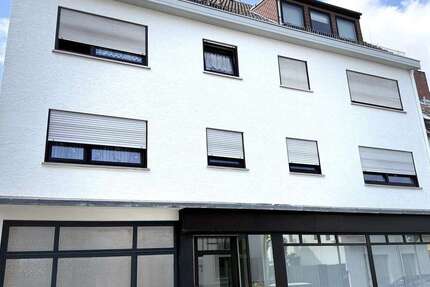 Haus zum Kaufen in Frankfurt 1.399.000 € 443 m² 15 zimmer