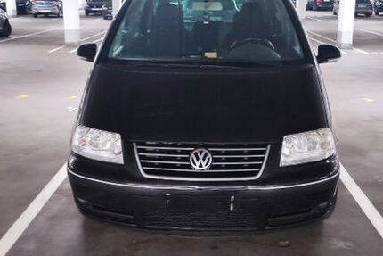 VW Sharan 328.000 km 2.500 &euro; Frankfurt am Main 60486