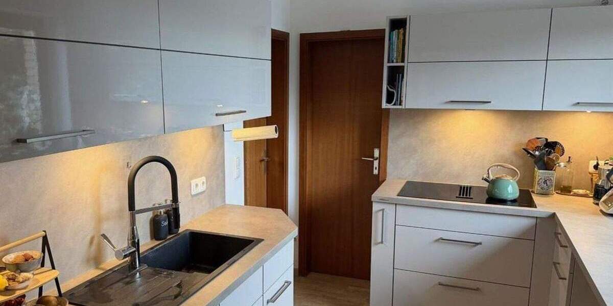 Traumhafter Bungalow mit großem Garten und Garage 4 zimmer