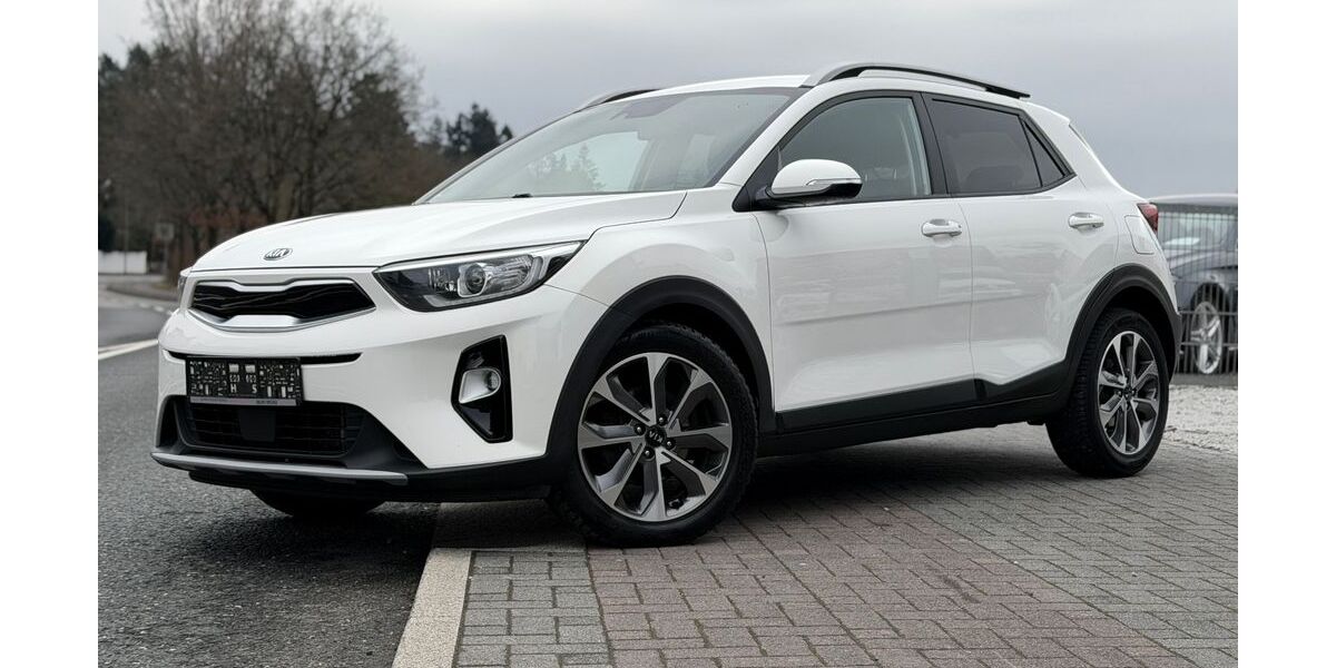 Kia Stonic 98.000 km 13.300 &euro; Bad Homburg 61350