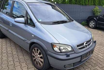 Opel Zafira 179.000 km 1.700 € Darmstadt 64291