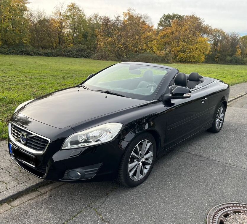 Volvo C70 112.743 km 10.500 € Groß Gerau 64521