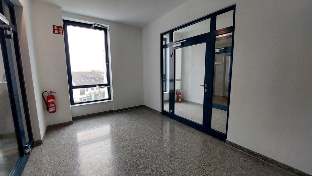 Hofheim Mitte - Moderne Bürofläche mit ca. 172 m² - Gewerbeobjekt Hofheim | Angebot:23768214
