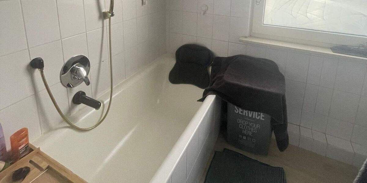 Ruhig wohnen: 2-Zimmer-Dachgeschosswohnung mit Balkon 2 zimmer