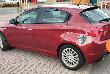 Alfa Romeo Giulietta 163.584 km 4.630 &euro; Darmstadt 64293