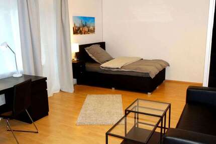 Wohnung zum Mieten in Frankfurt 1.200 € 32 m² 1 zimmer