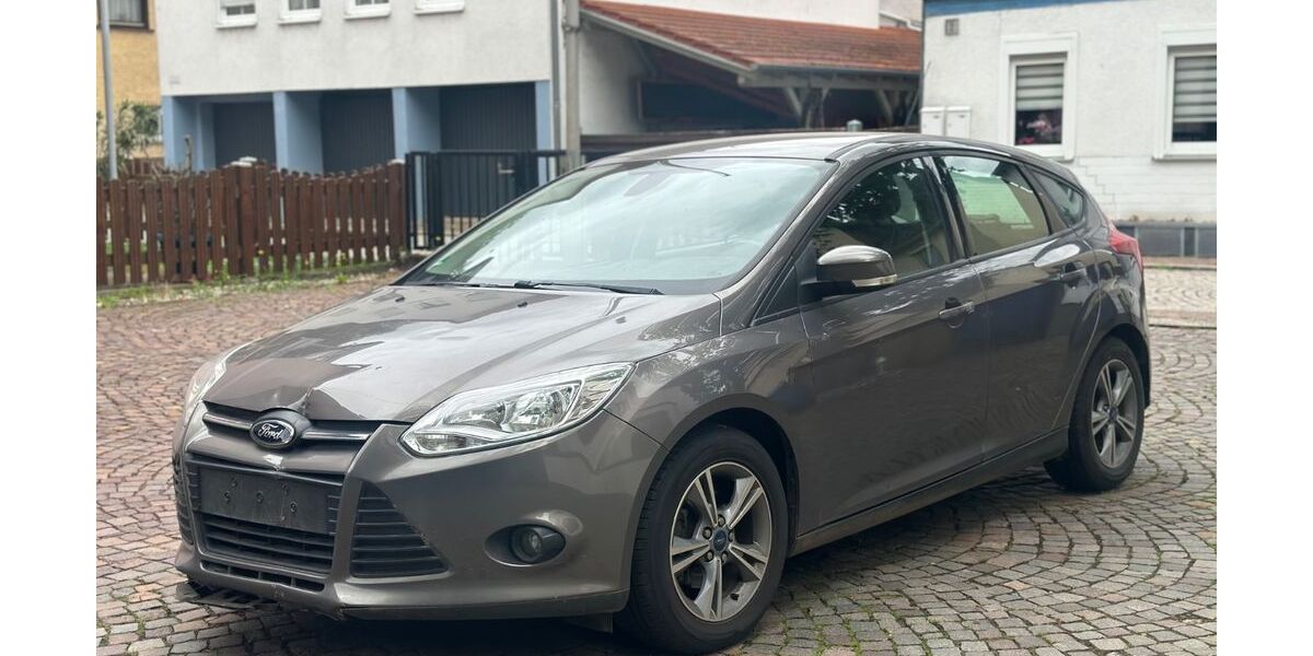Ford Focus 116.000 km 1.500 &euro; Eppstein 65817