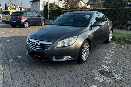 Opel Insignia 125.000 km 6.990 &euro; Rüsselsheim 65428