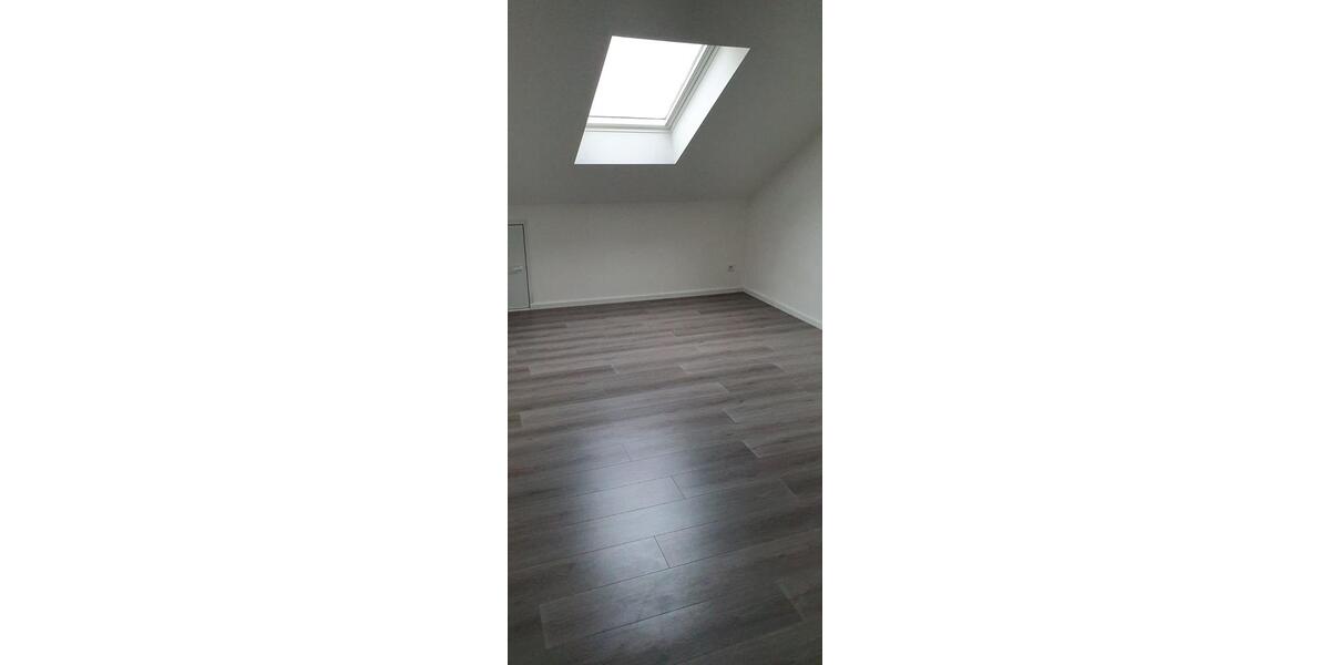 Schöne große Wohnung mit Panoramablick in Roßdorf zum Wohnen und 7 zimmer