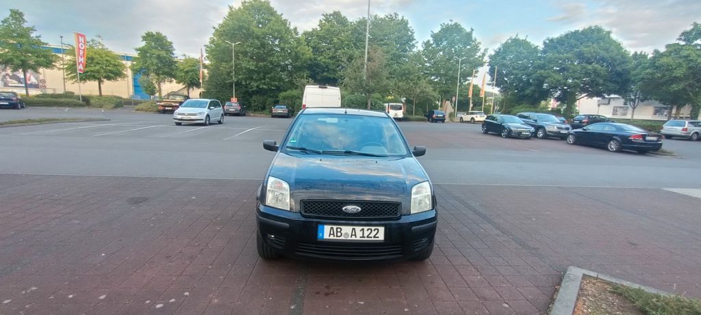 Ford Fusion 228.000 km 1.700 € Aschaffenburg 63741