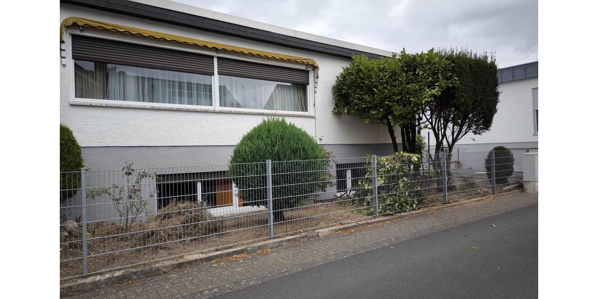 Bungalow Frankfurt am Main Fechenheim - 5 Zimmer, 202 m&sup2;, 1.800&euro; | Angebot:24458476